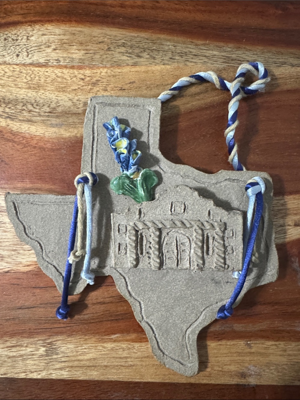 Vintage Texas Alamo Bluebonnet Clay Wall Hanging Ornament Souvenir Home Decor